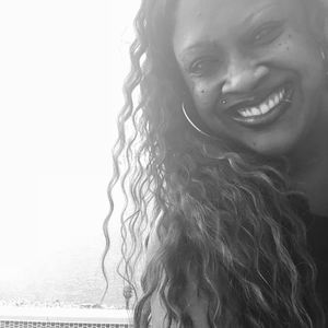 Meet your Posher, Dana